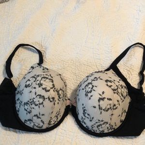 Victoria Secret Bra, 38D